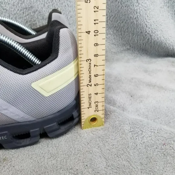 On Shoes Mens Size 11.5 Cloudflow Gray Lace Up Running Athletic Sneakers