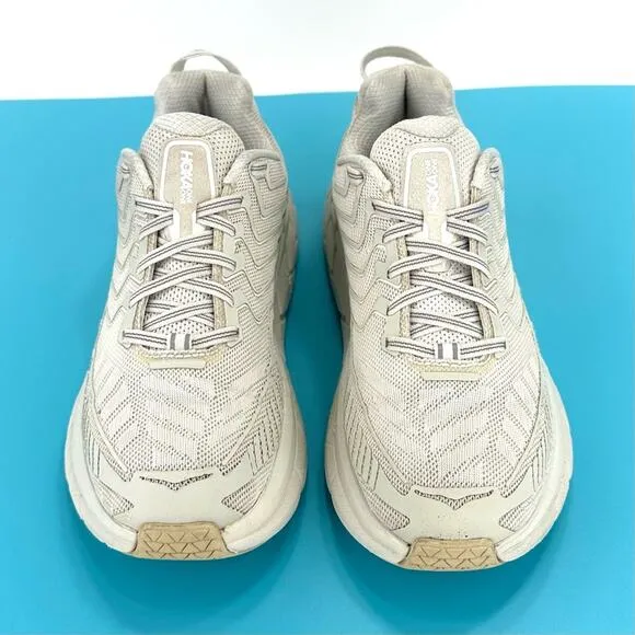OUTDOOR VOICES X HOKA ONE ONE CLIFTON 4 RUNNING SHOES / ATHLEISURE SNEAKERS