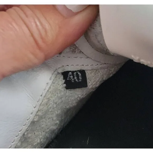 P448 Thea Stardust Sneakers 9.5