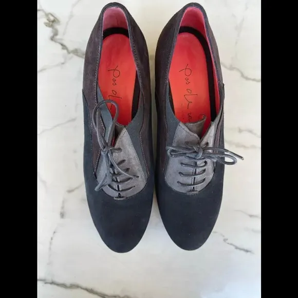 PAS DE ROUGE Laced shoes 9.5