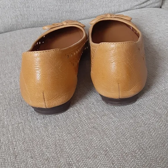Patricia Nash Bettina leather flat shoes