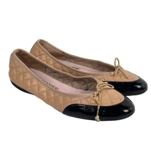 Paul Mayer Attitudes Cozy Tan Quilted Leather Patent Cap Toe Bow Flats Shoes 7.5