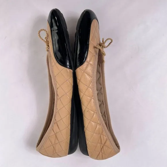 Paul Mayer Attitudes Cozy Tan Quilted Leather Patent Cap Toe Bow Flats Shoes 7.5