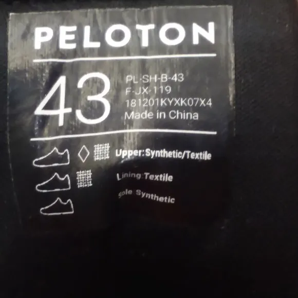 Peloton Cycling Shoes With Cleats Sz43 Men's 9.5-10 Women's 11  Black w/ Cleats