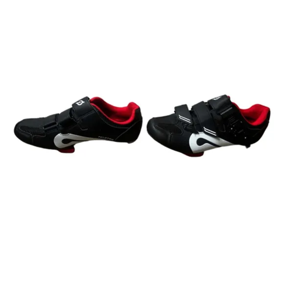Peloton Cylcing Shoes for Peloton Bike and Bike  Size 7 Women/5 Men
