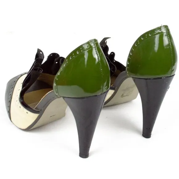 Poetic License Black and Green Ruffle Front Oxford Style Heel Shoes