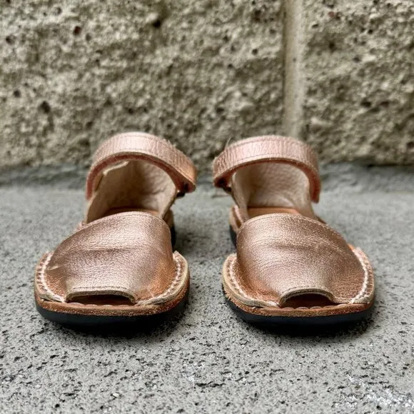 PONS Frailera Style Avarca Shoes Girls 26 EU 9.5 US Metallic Rose Gold Sandals