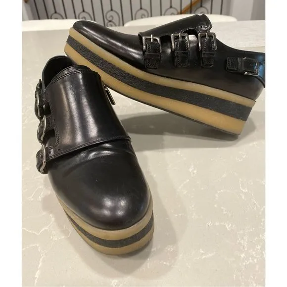 Pons Quintana Black Leather Flat Wedge Shoes Triple Buckle Sz7
