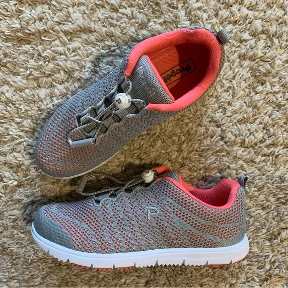 Propet Size 6.5 Wide Coral/Grey Travel Walker EVO Sneaker Shoes New In Box
