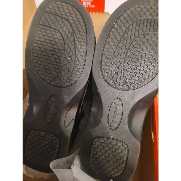Propet Women's Size 10 wide Pedic walker Sandals Black leather 1in heels Nitb