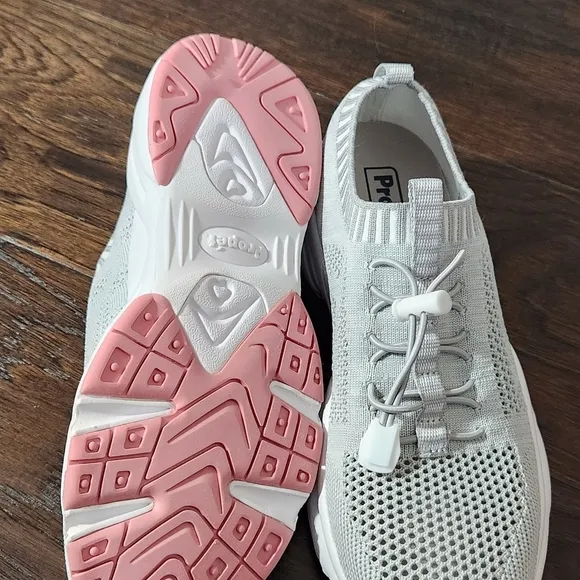 Propét Women's Stability ST Casual Shoes, Women's size 8.0 M. Grey/pink.