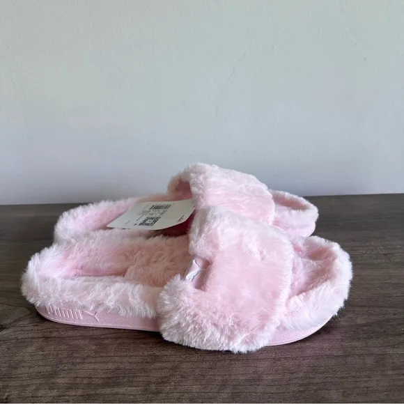 Puma Leadcat YLM Chalk Pink Women's Fluff Slides Size 9 SKU#33103
