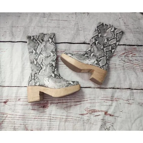 Rachel Comey Alto Snake Print Leather Platform Boots Size 8.5