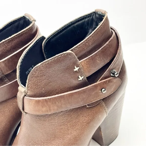 RAG &amp; BONE Harlow Brown Leather Adjustable Straps Almond Toe Chunky Heel Booties