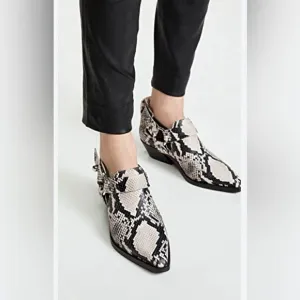 Rag &amp; Bone Westin Harness pointy toe Boots in snakeskin leather. 40/10 New