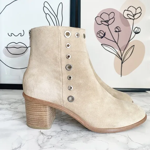 Rag &amp; Bone Willow Sand Suede Block Heel Grommet Ankle Boots 9