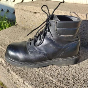 RED WING 2410 Tech Toe Work Boots Size 8 EE (Wide) Black ANSI Z41 PT91 MI/75...
