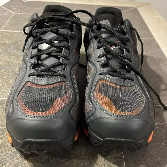 Red Wing Athletic Aluminum Toe Work Shoe Size 13 D.