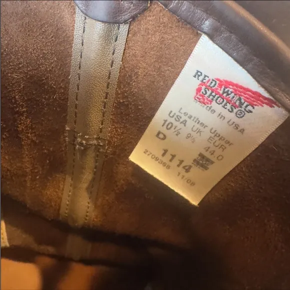 RED WING Men's 1114 Pesos Leather Utility Boots in Dark Brown