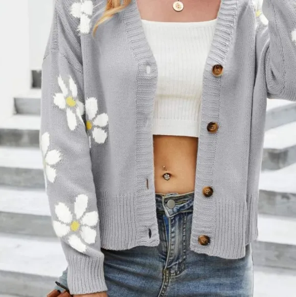 Retro Knit Daisy Flower Classic Button Front Long Sleeve Cardigan Fun 70s Floral