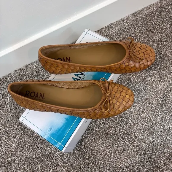 Roan by Bed Stu Nataly Woven Flat 9.5 NEW in box Tan Leather