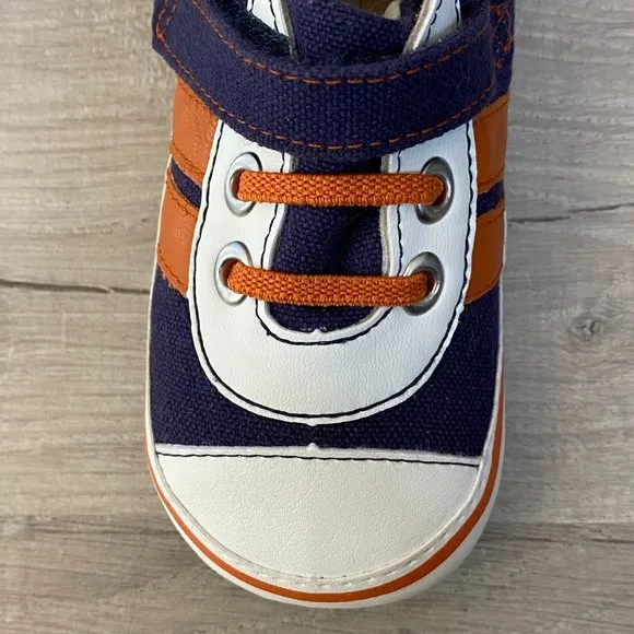Robeez First Shoes for Baby Designed for Early Walkers Size 4 (9-12 month)