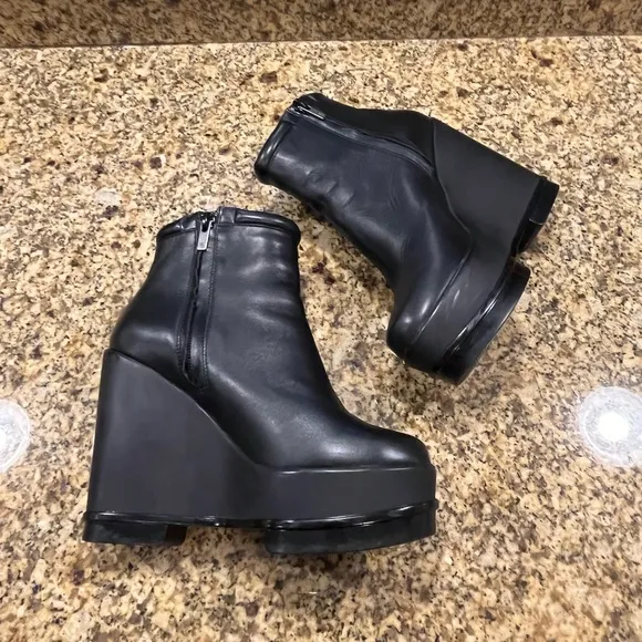 Robert Clergerie Sarlah Back Leather Platform Wedge Heel Ankle Boots sz 5.5