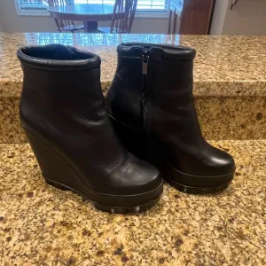 Robert Clergerie Sarlah Back Leather Platform Wedge Heel Ankle Boots sz 5.5