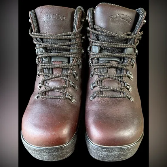 Rocky -Men’s 9.5 “MOBILITE” waterproof steel toe hiking/work boots. Like new!!!