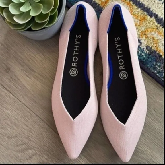 Rothys petal pink size 7.5 woman’s pointed flat