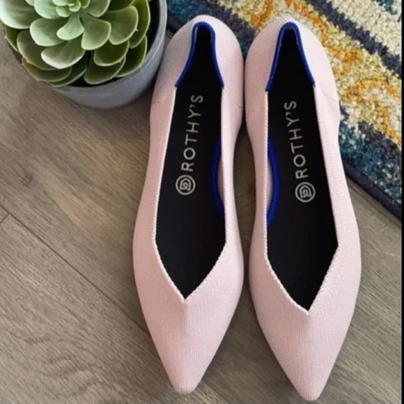 Rothys petal pink size 7.5 woman’s pointed flat