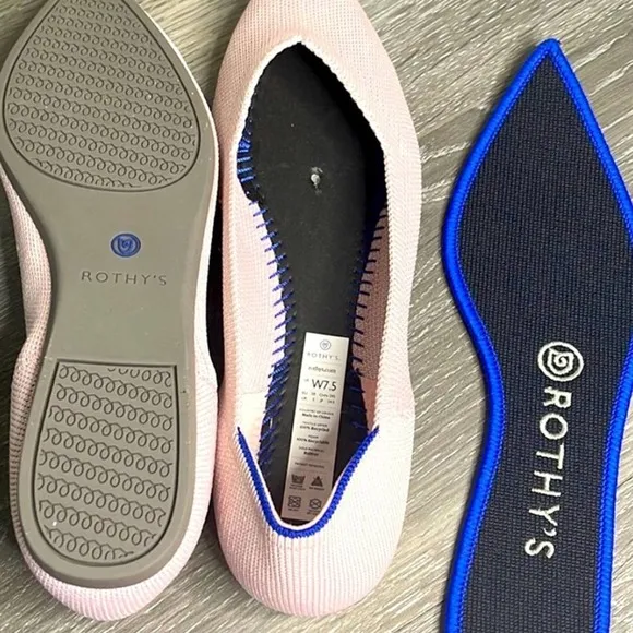 Rothys petal pink size 7.5 woman’s pointed flat