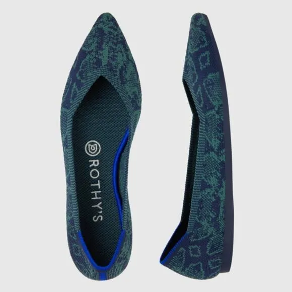 Rothys point emerald green snake size 6 woman’s flat shoes