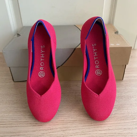 Rothy's RARE RETIRED Hot Pink Round Toe Ballet Flat Shoes - Size 6 EUC