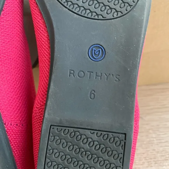 Rothy's RARE RETIRED Hot Pink Round Toe Ballet Flat Shoes - Size 6 EUC