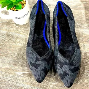 Rothys retired camouflage gray size 6.5 pointed f…