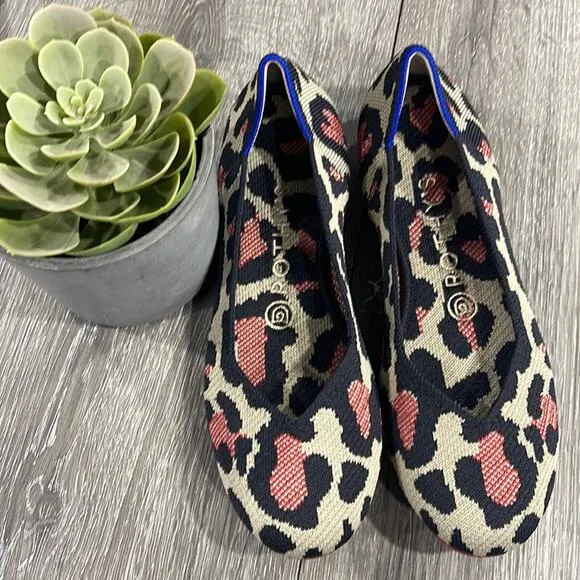 Rothy’s the flat red cat size 8 woman’s round toe flat shoes