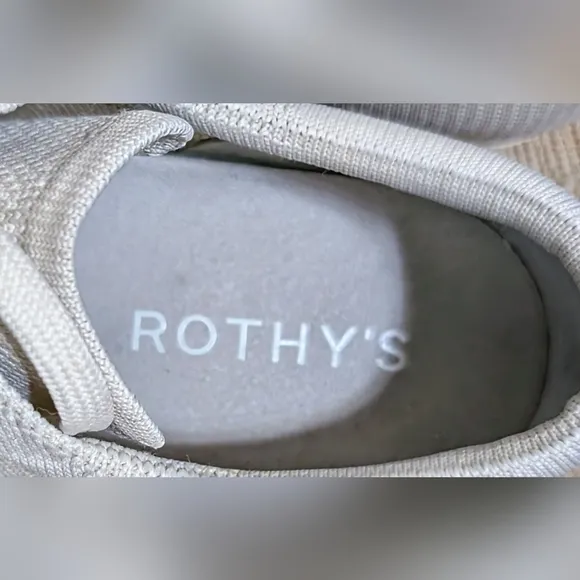 Rothy’s The Lace Up Sneaker In Blonde