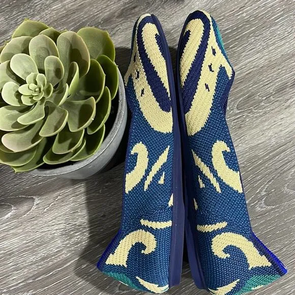 Rothy’s the round toe Moroccan blue size 5.5 woman’s flat shoes