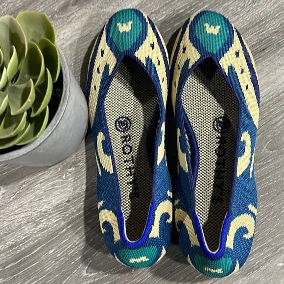 Rothy’s the round toe Moroccan blue size 5.5 woman’s flat shoes