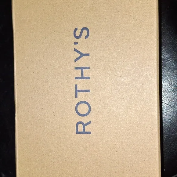 Rothy's The Square Wrap Color: Blanc Size: 9.5