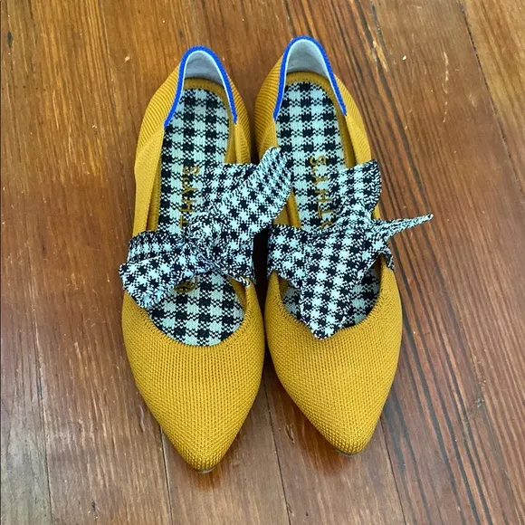 Rothy’s Women’s Yellow black and white flats with tie size 5
