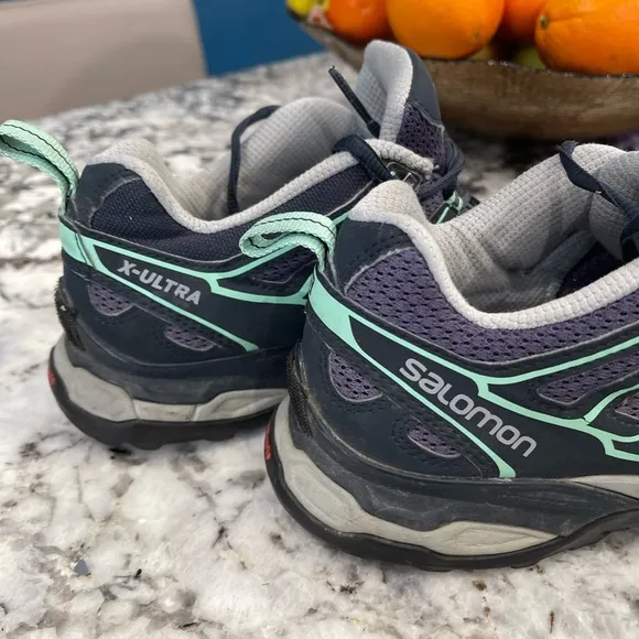 Salomon Hiking Shoes woman’s size 7.5