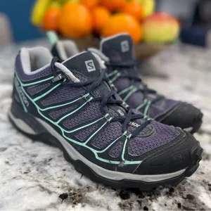 Salomon Hiking Shoes woman’s size 7.5