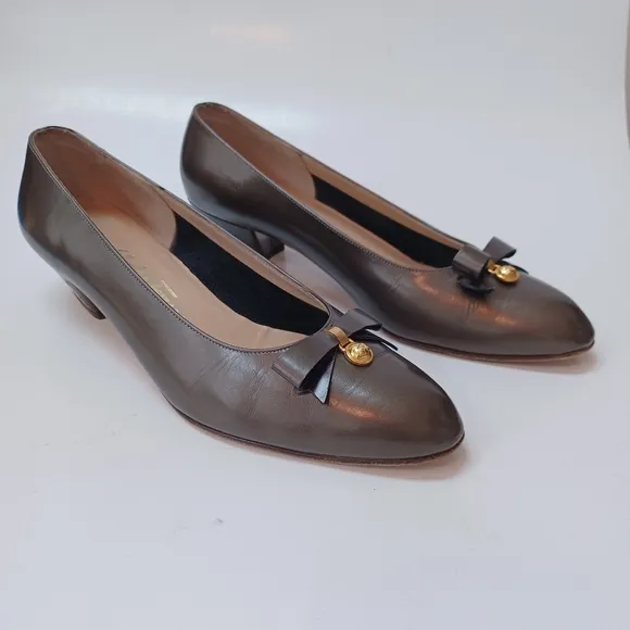 Salvatore Ferragamo Shoes Bow On Toe Low Heel Pumps Classic Womens 9