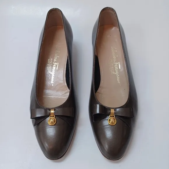 Salvatore Ferragamo Shoes Bow On Toe Low Heel Pumps Classic Womens 9
