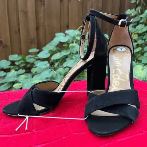 Sam Edelman Yancy Block Heel Ankle Strap Sandals Black Suede Size 7 NWOB