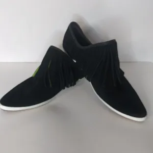 Sanuk Kat Fringe Black Suede Sidewalk Flat Slip On Shoes Size 7.5 EUC