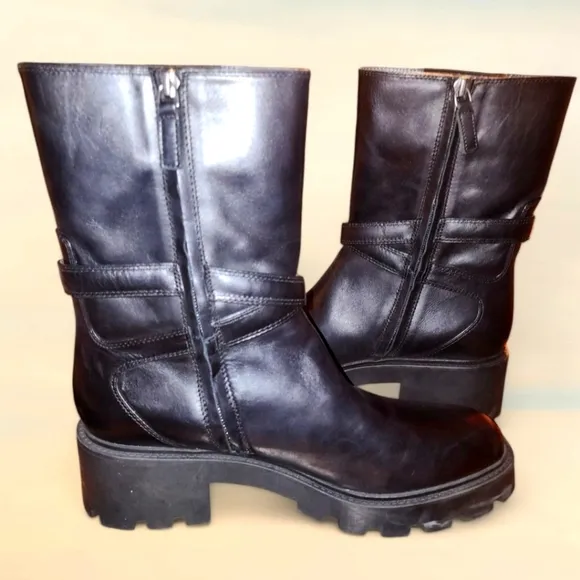 Sarto NWOT Emerson Lug Sole Ankle Boot