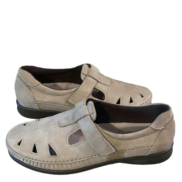 SAS Roamer Womens Slip‎ On Brown Suede Adjustable Casual Shoes Size 9.5